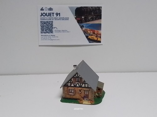 Echelle maquette maison de - z.,